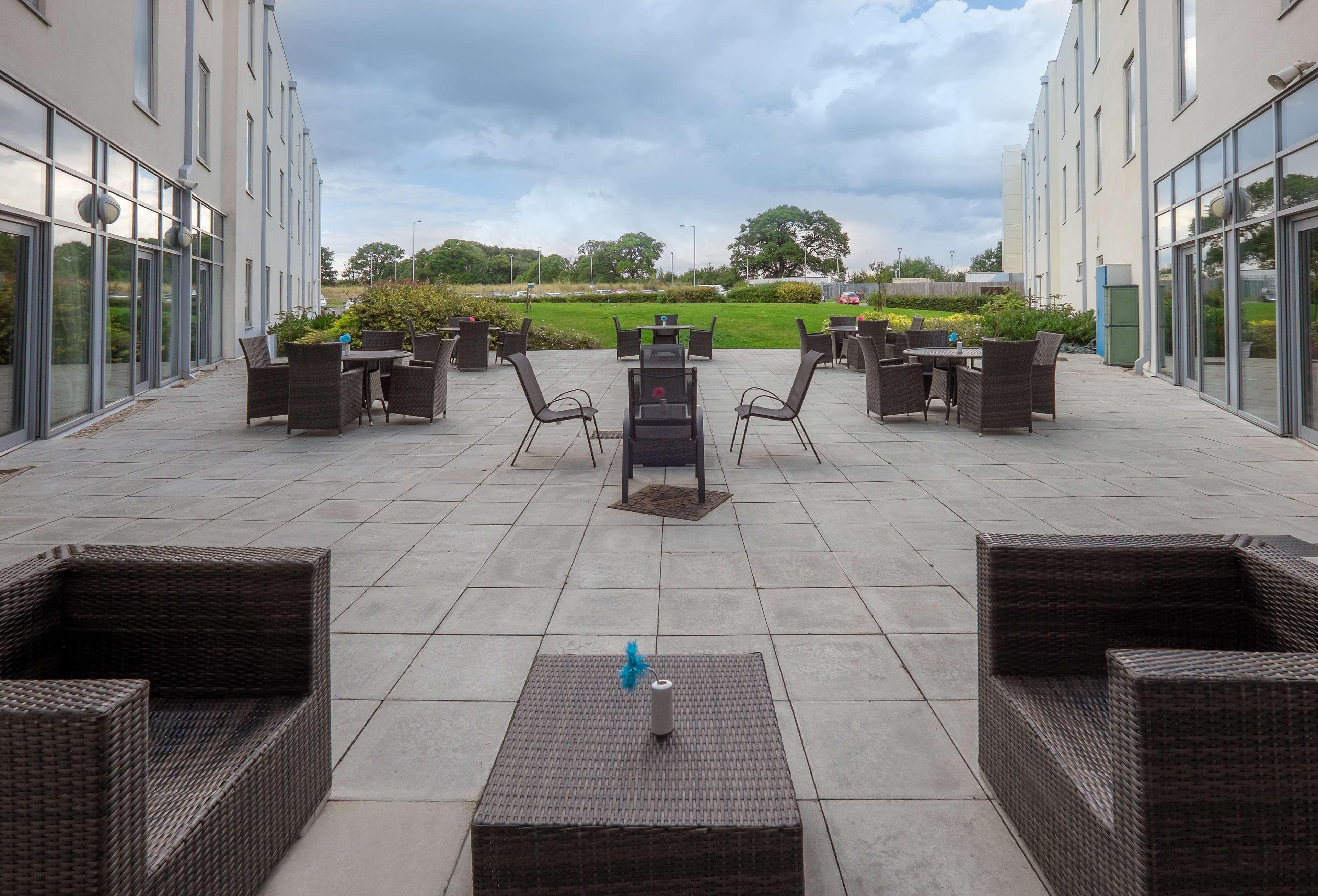 London Luton Vale Hotel Buitenkant foto