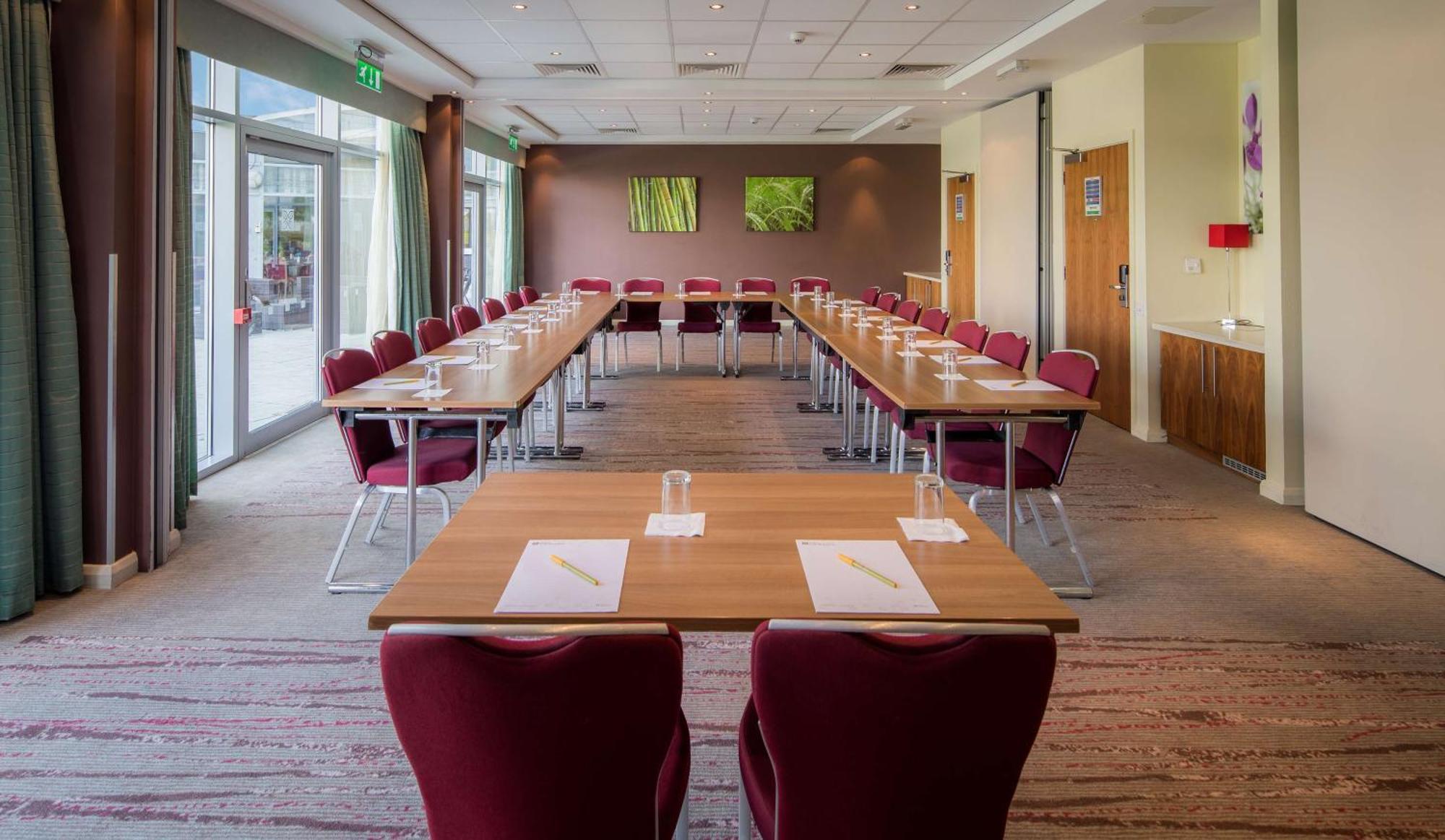 London Luton Vale Hotel Buitenkant foto