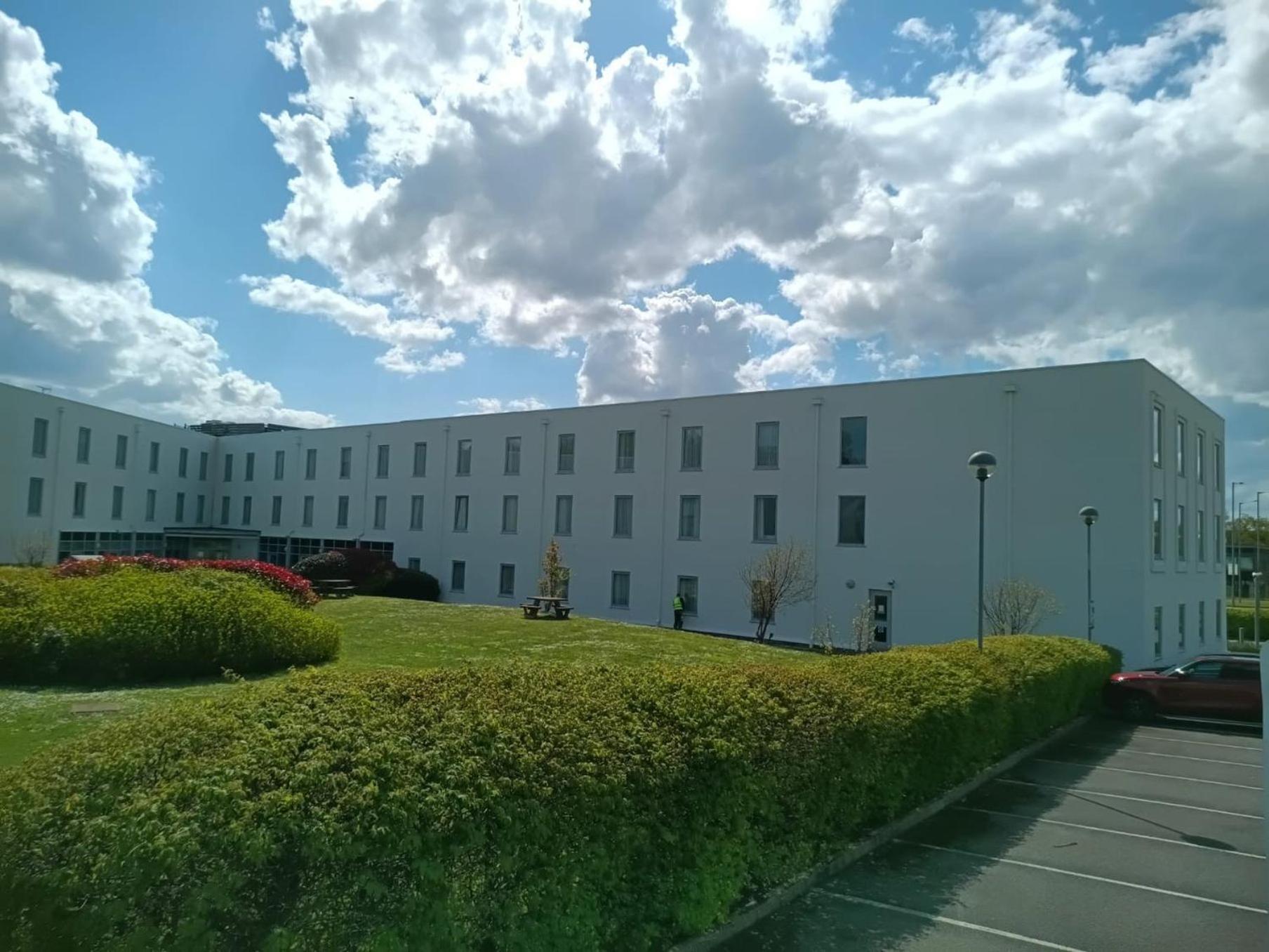 London Luton Vale Hotel Buitenkant foto