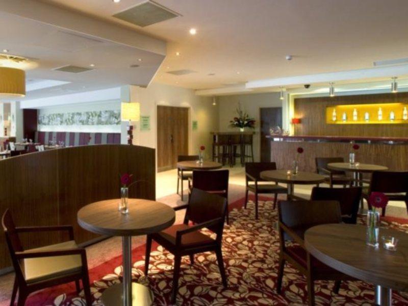 London Luton Vale Hotel Buitenkant foto